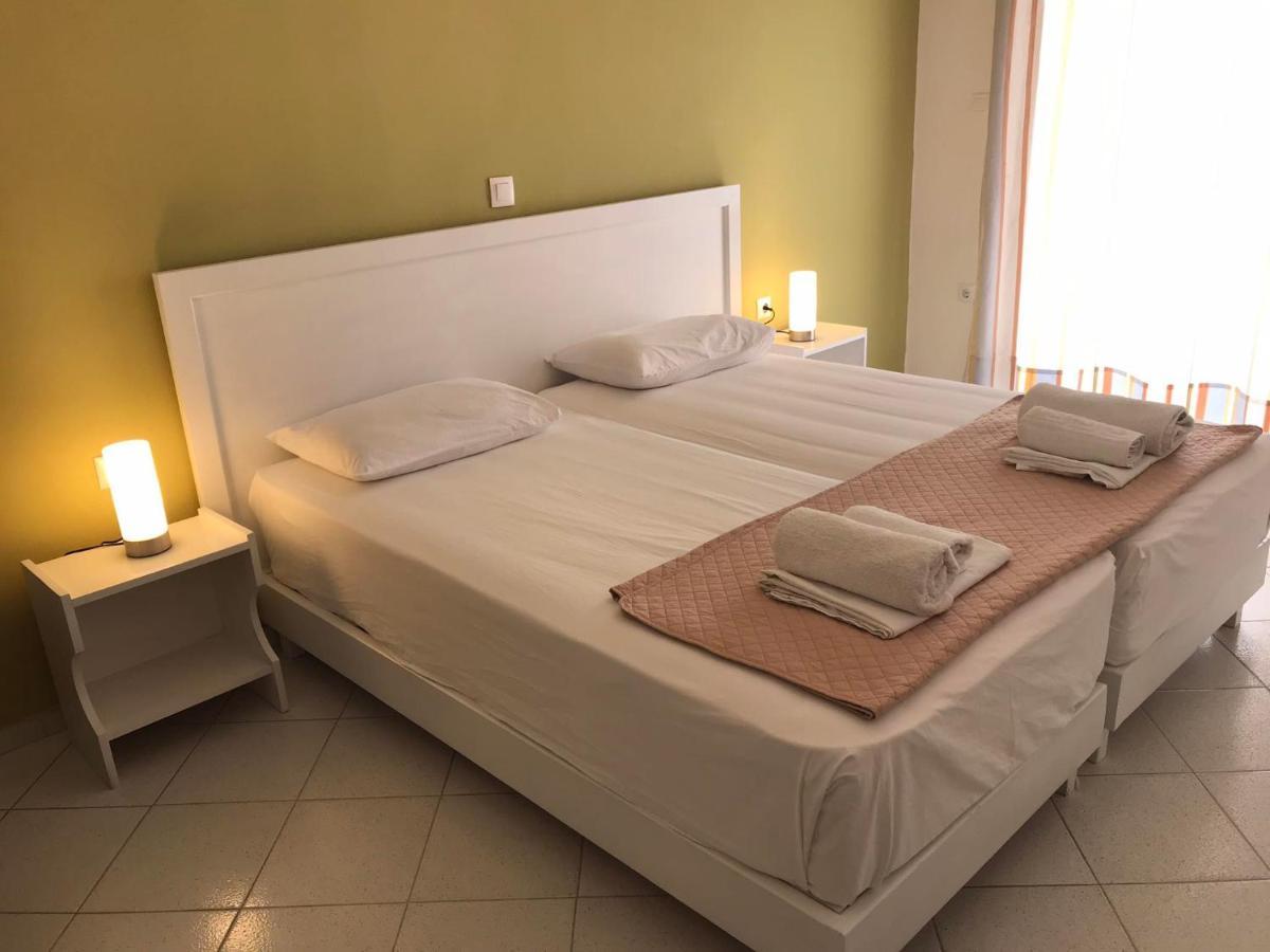Kavos Central Extérieur photo
