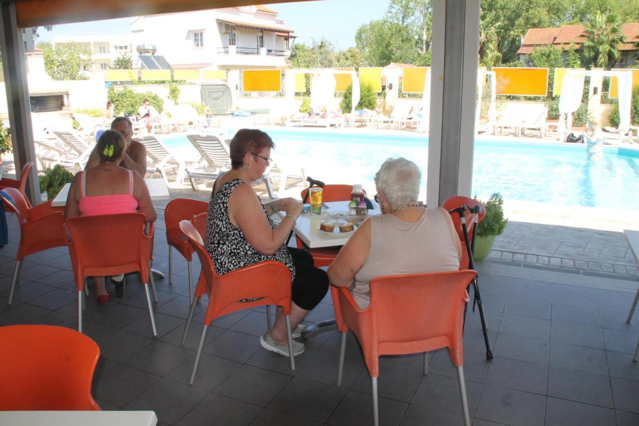 Kavos Central Extérieur photo