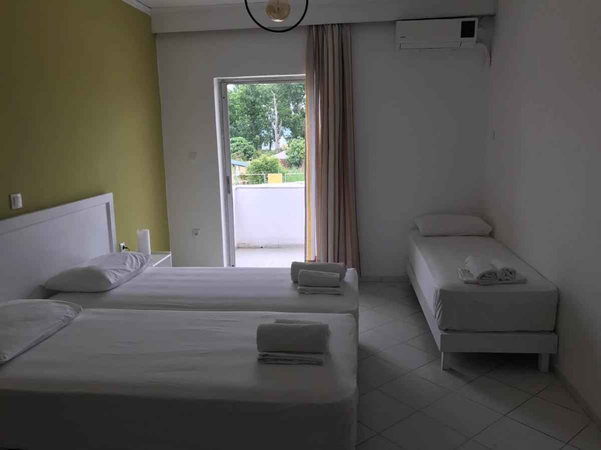 Kavos Central Extérieur photo