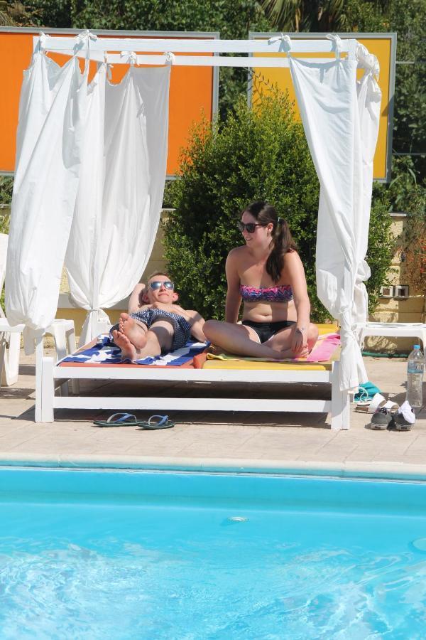 Kavos Central Extérieur photo